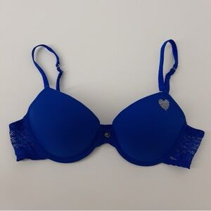 Victoria’s Secret PINK Royal Embellished Heart Rhinestone Lace Underwire Soft